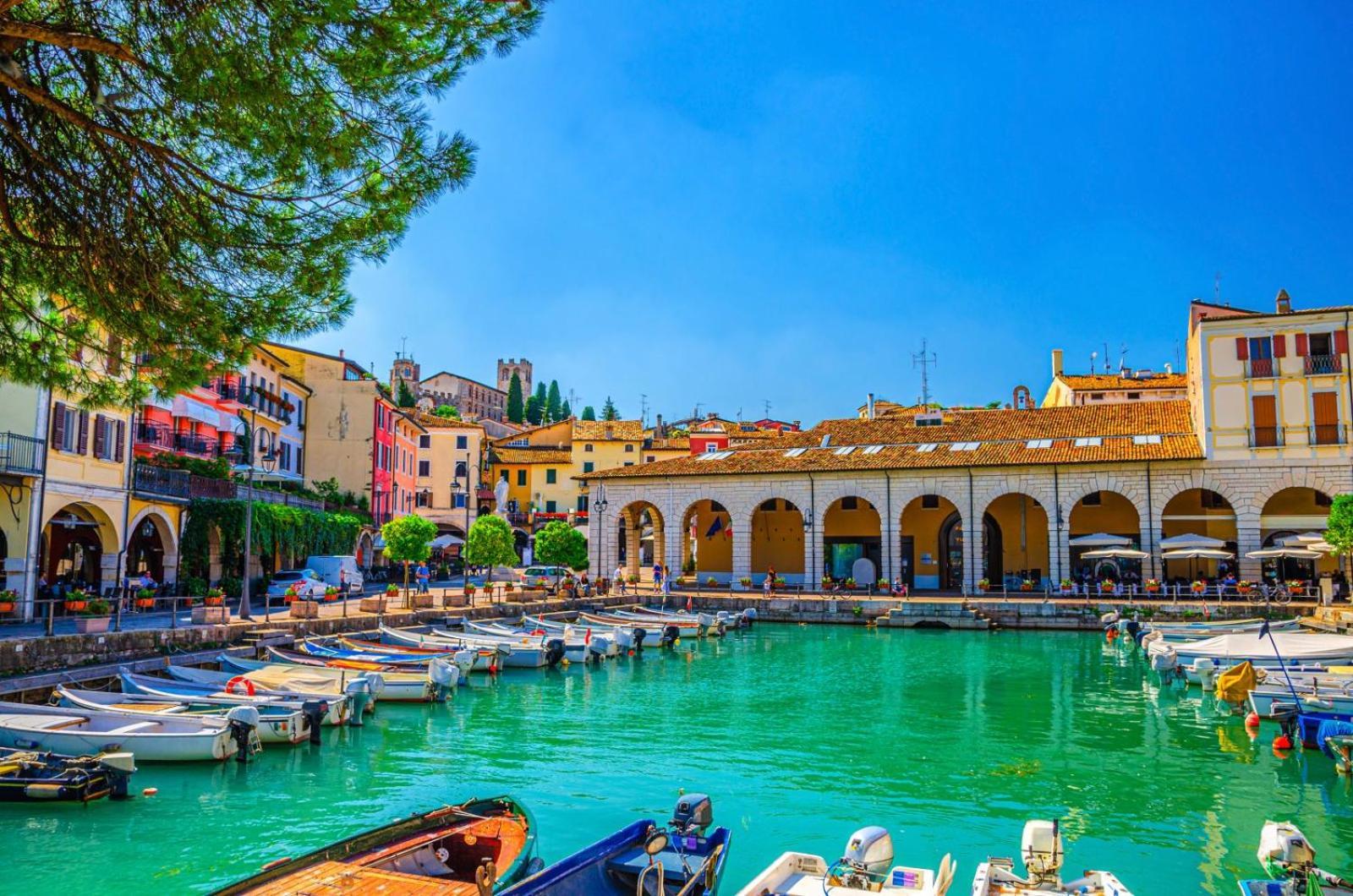 Casa Marilyn Appartement Desenzano del Garda Buitenkant foto